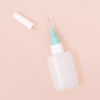 Craftelier Basics Flesje met Ultrafijne Applicator met Dop