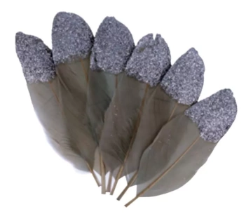 Plumas con purpurina Gris Artemio

