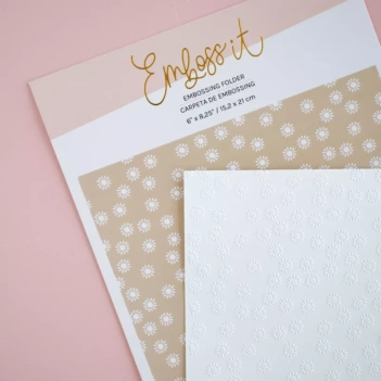 Carpeta de embossing Océano Emboss it! Lora Bailora