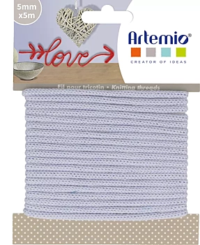 Green Artemio knitting yarn