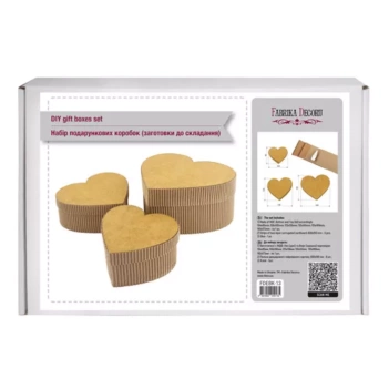 Set mit 3 Geschenkboxen aus Kraftpapier in Herzform von Fabrika Decoru