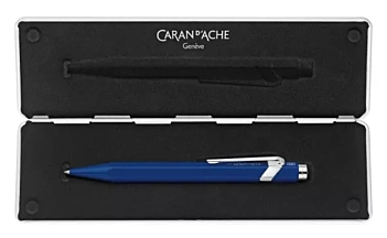 Estuche Metálico con Bolígrafo 849 Pop Verde Caran d'Ache