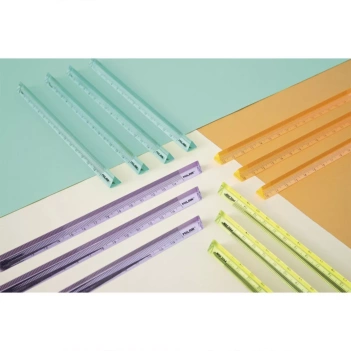 Milan New Look Dreieckiges Lineal Pastelfarben 15cm