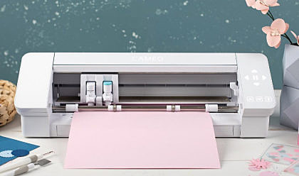 What is the Silhouette Cameo and how it works?