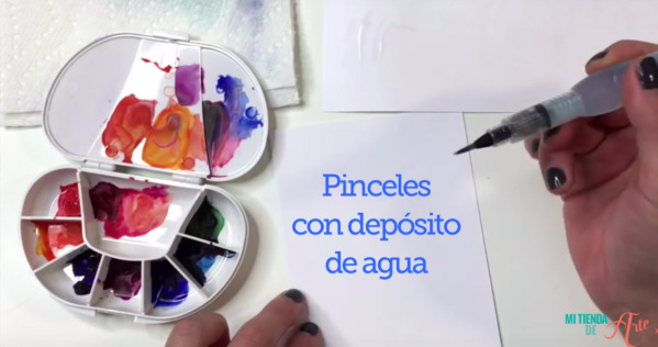 ¿Para qué sirve el pincel con depósito?